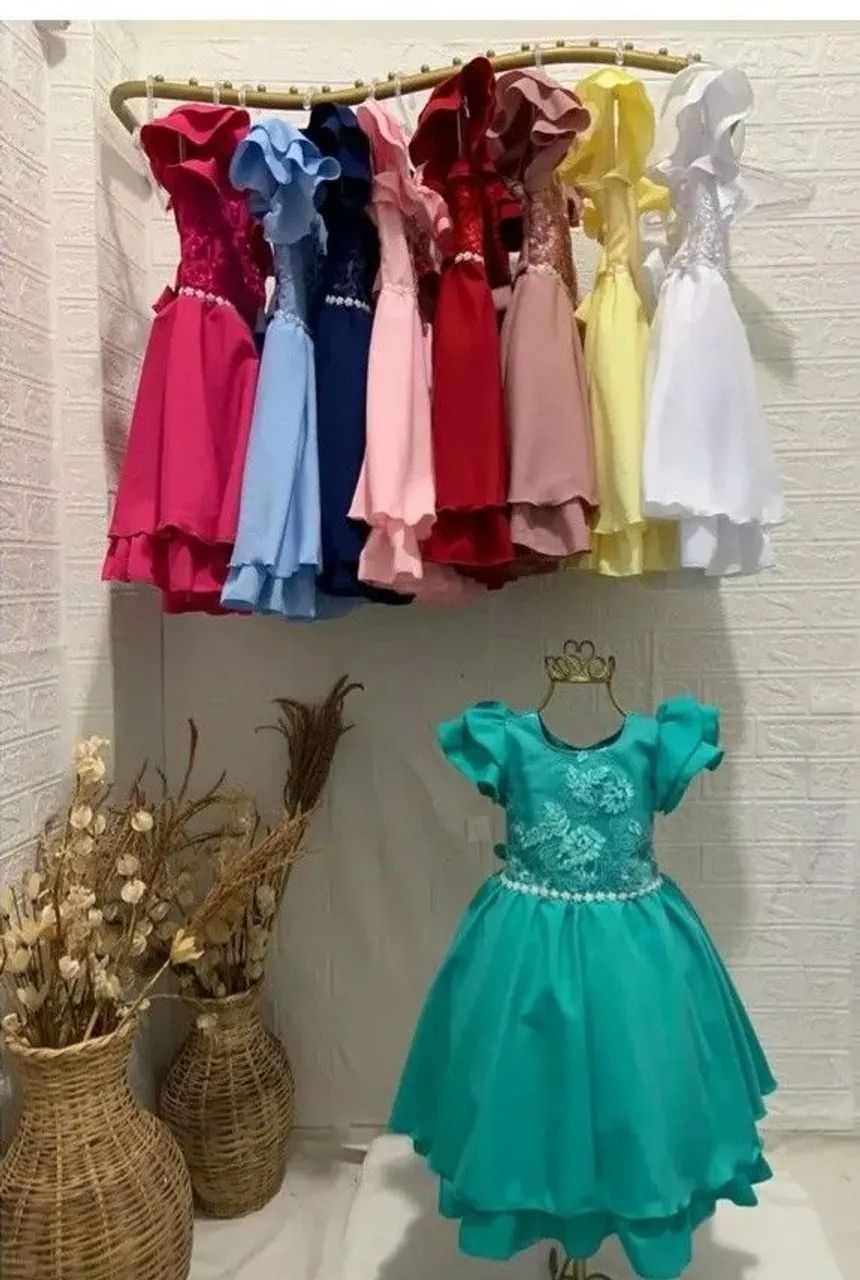 Vestidos clássicos e batizados  - Foto 3