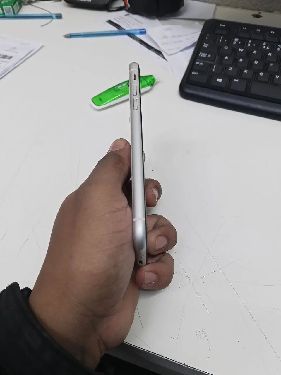 Vendo iPhone XR 64gb branco  - Foto 2