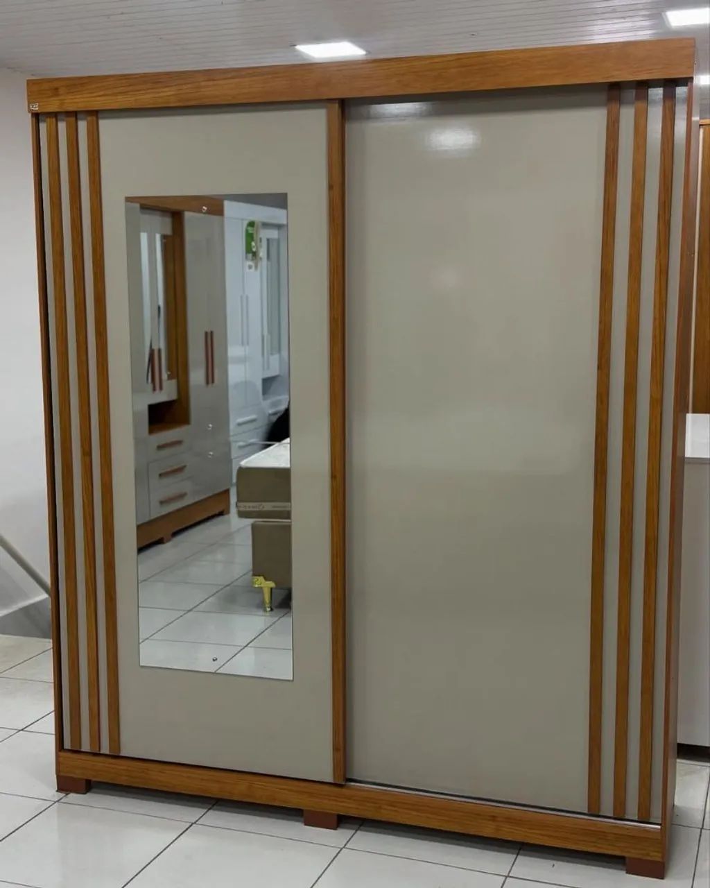 GUARDA-ROUPA ATENAS 100% MDF