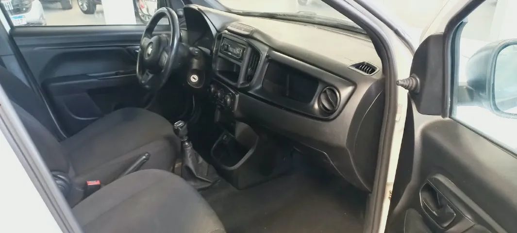 Fiat Strada Endurance 1.4 Flex 8V CS Plus 2023 - Foto 5