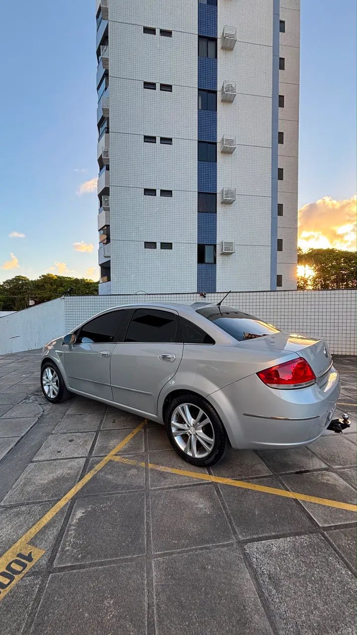Fiat Linea Essence 1.8 Flex 16V 4P 2012 - Foto 5