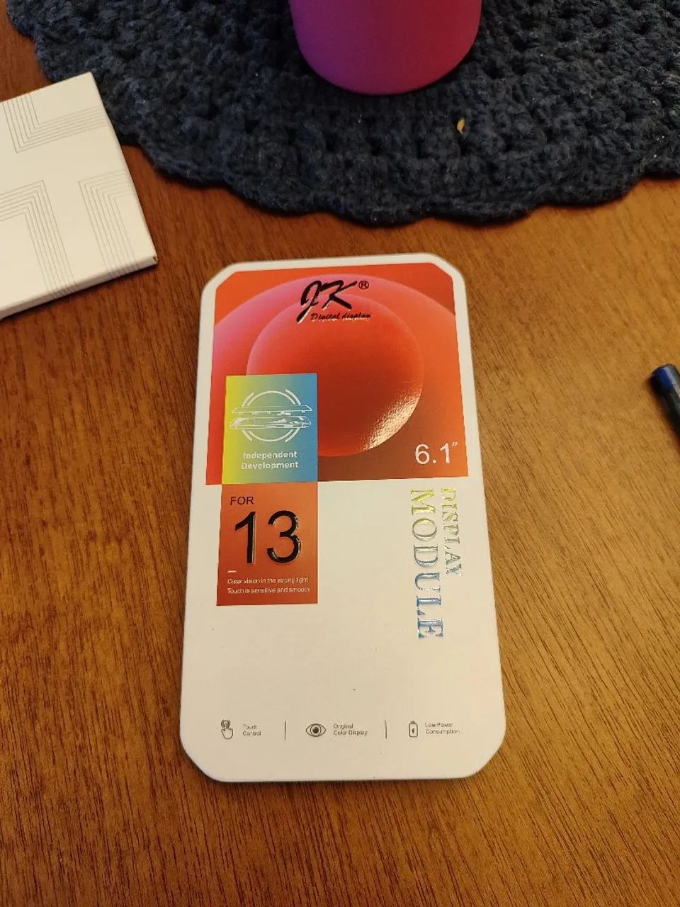 Tela similar JK iPhone 13