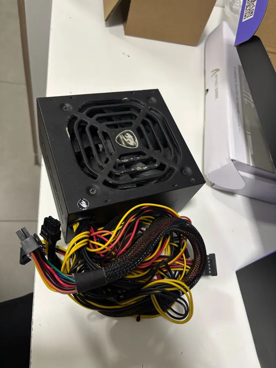 Fonte cougar  600w   - Foto 2
