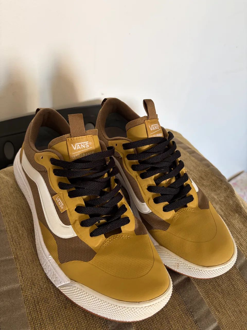 Tenis Vans bege 