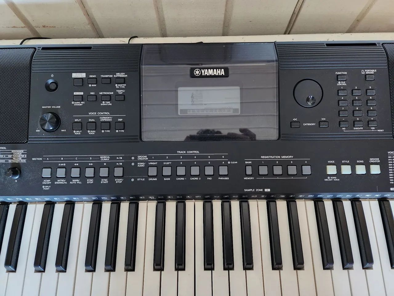 Teclado Yamaha psr e463 (aceito troca) - Foto 2