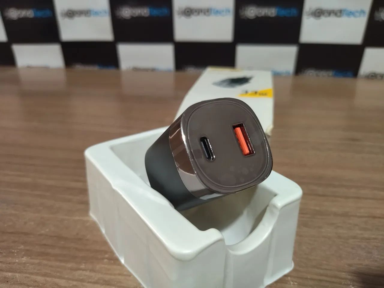 Fonte/carregador 33W USB/tipo c nova - Foto 3