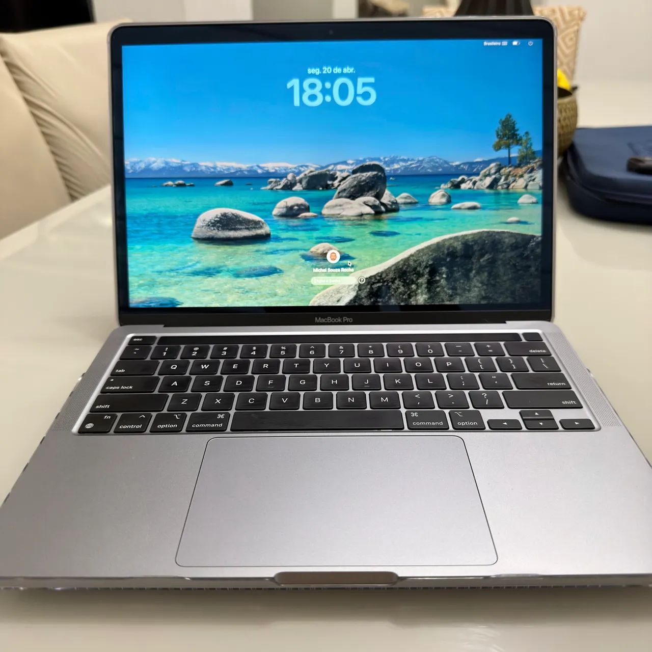 MacBook Pro M2 2022 メモリ8G 256 Gシルバー 液晶NG Macbook Pro 13 M2 2022 8gb Ram 256gb Ssd Touch Bar - Cinza
