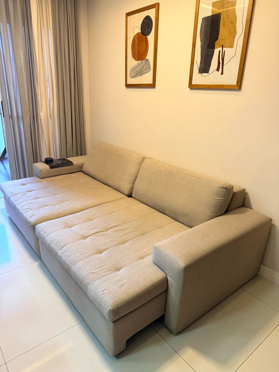 Sofá Retrátil Bege 2,42m - Única Dona (Encosto Removível) - Foto 2