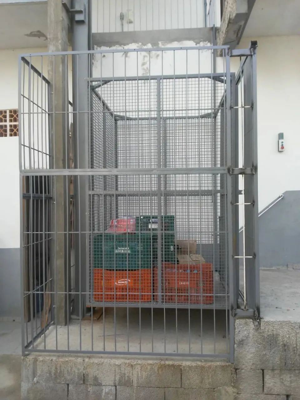 Elevador eletrico de parafuso para carga  - Foto 3