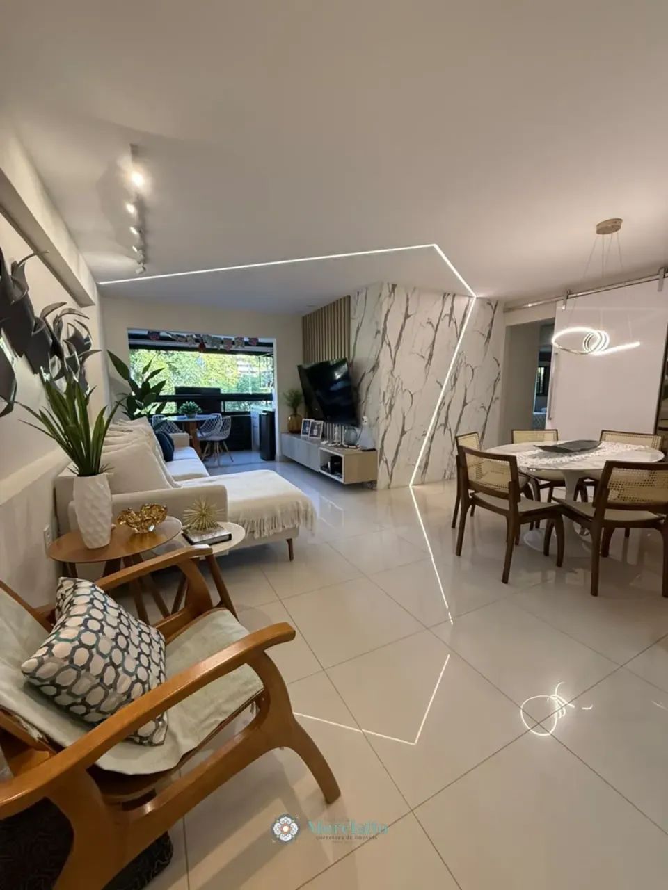 Apartamento no Corredor Vera Arruda com 3 quartos sendo 2 suítes - Foto 2