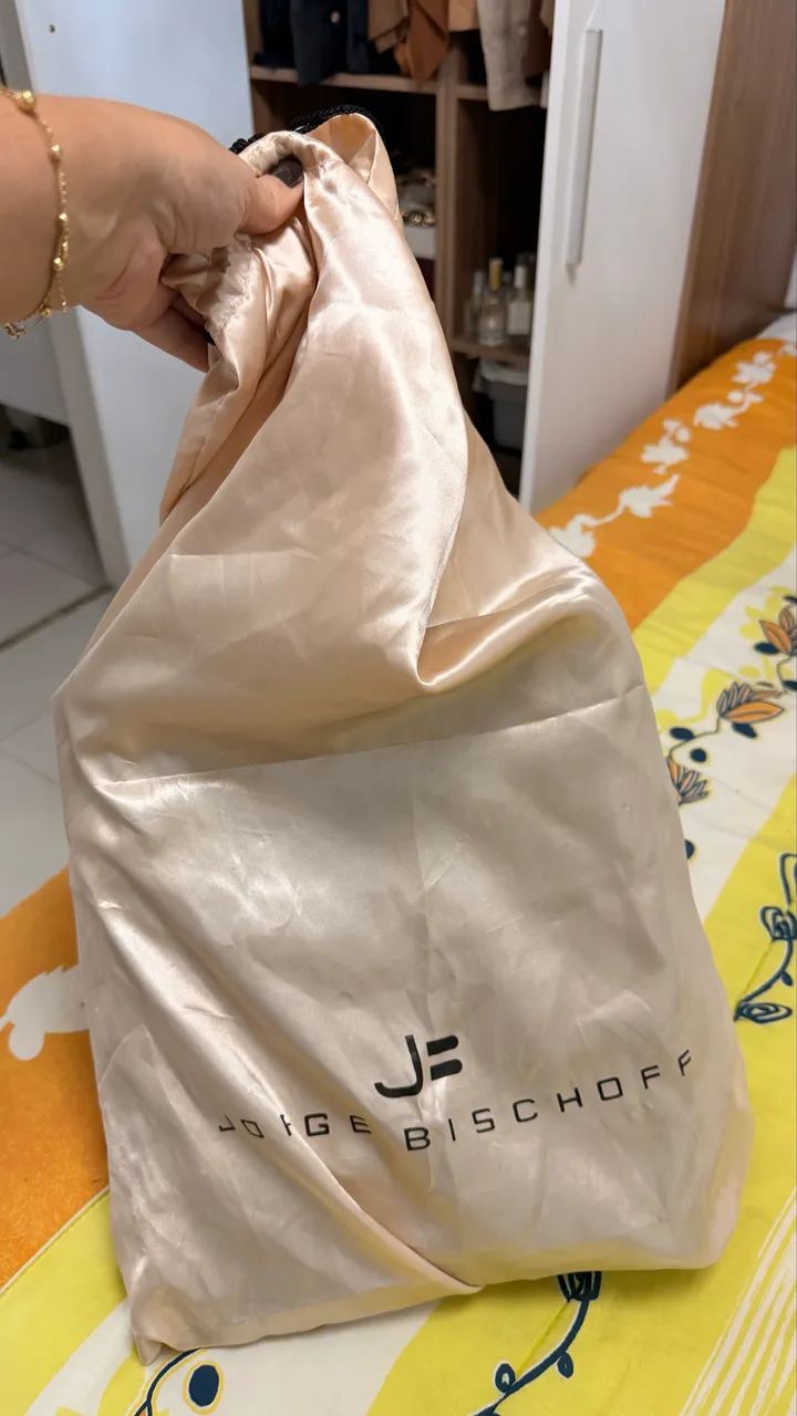 Bolsa Jorge Bischoff preta couro - Foto 2