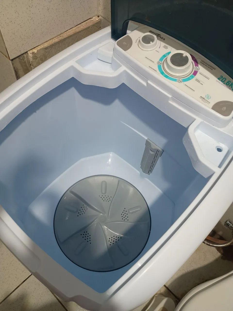 Tanquinho de lavar roupa 