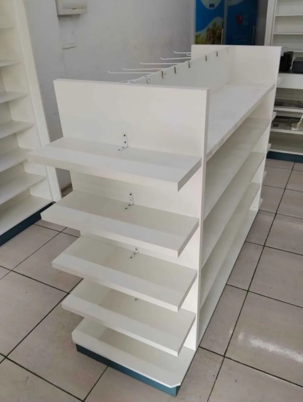 GÔNDOLA Branca MDF - Foto 2