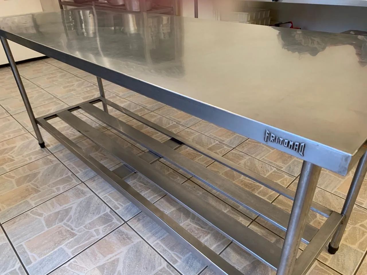 Bancada inox para cozinha profissional  - Foto 2