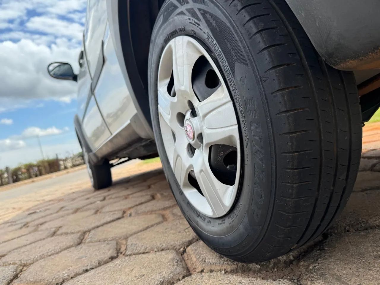 Fiat Strada Working Hard 1.4 Fire Flex 8V CS 2019 - Foto 4