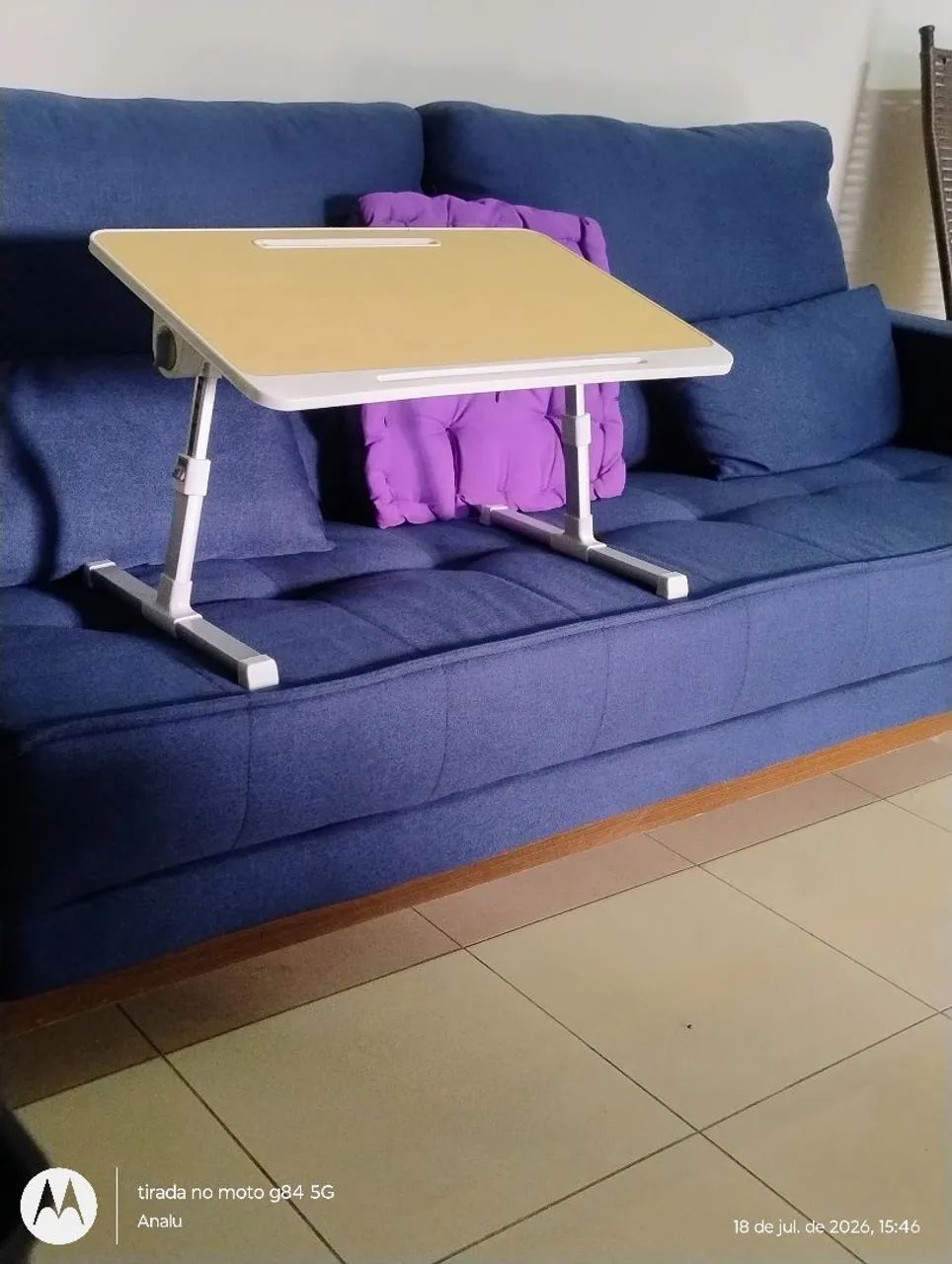 Mesinha de notebook articulável para sofá e cama.  - Foto 3