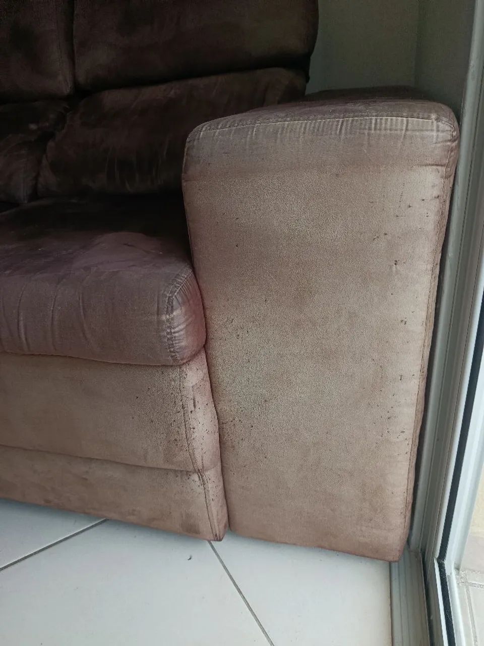 Sofá 3 lugares - Foto 3