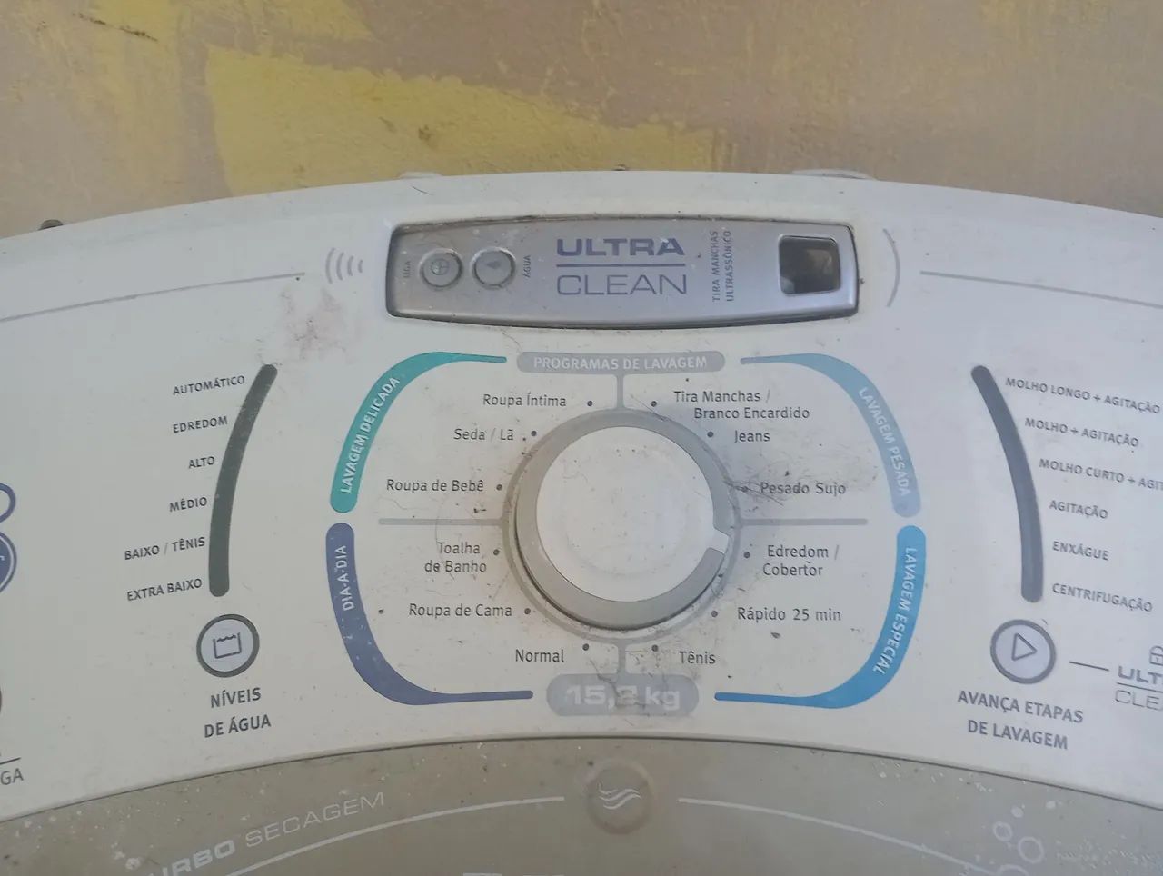 Vendo máquina de lavar roupas com defeito Eletrolux Ultra Cleam 15,2 kg 