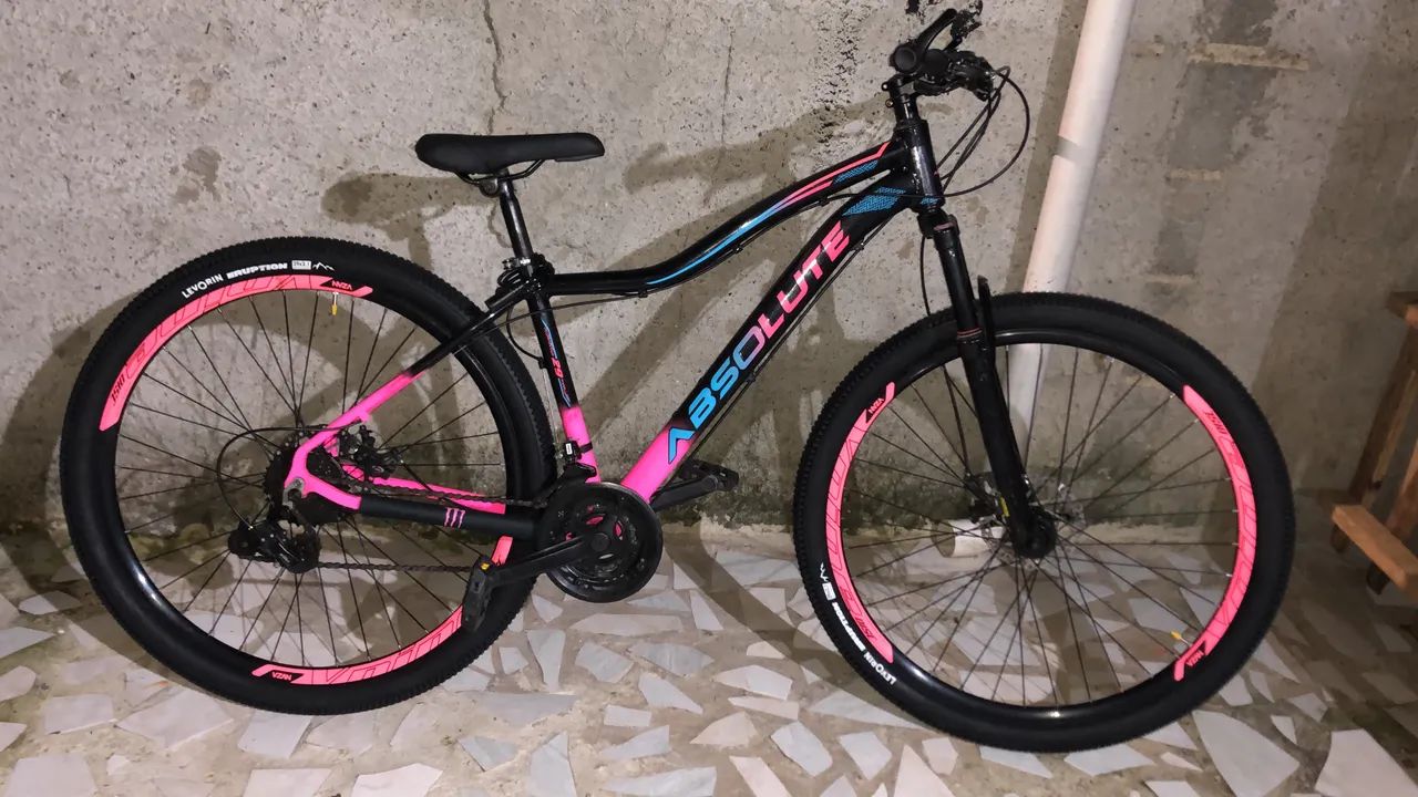 Bicicleta aro 29 leia a descrição 