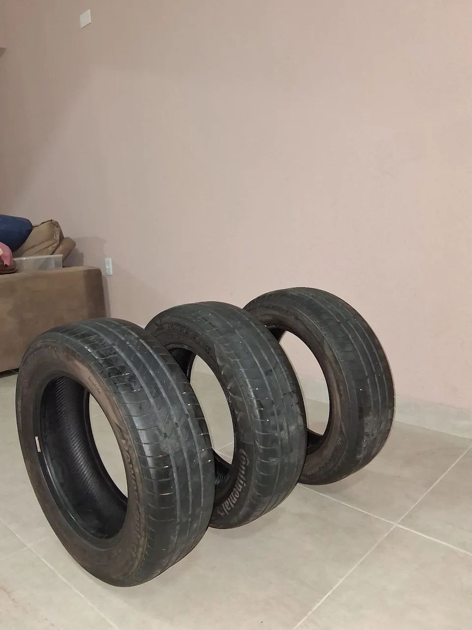 Pneus Continental 185/65 R15 - Foto 2