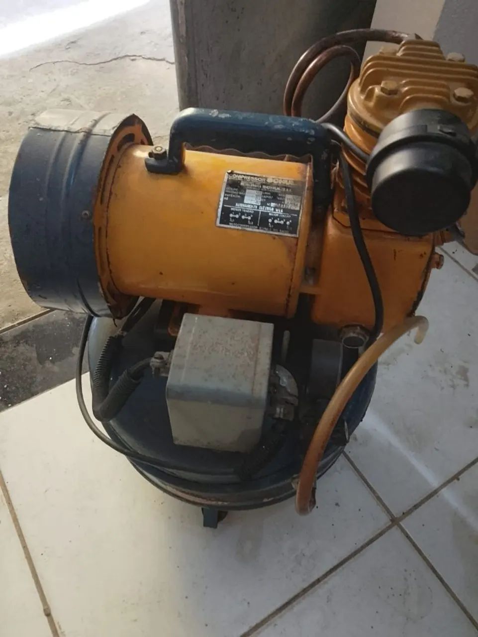 compressor de ar Schulz, modelo MS 3.6/AD