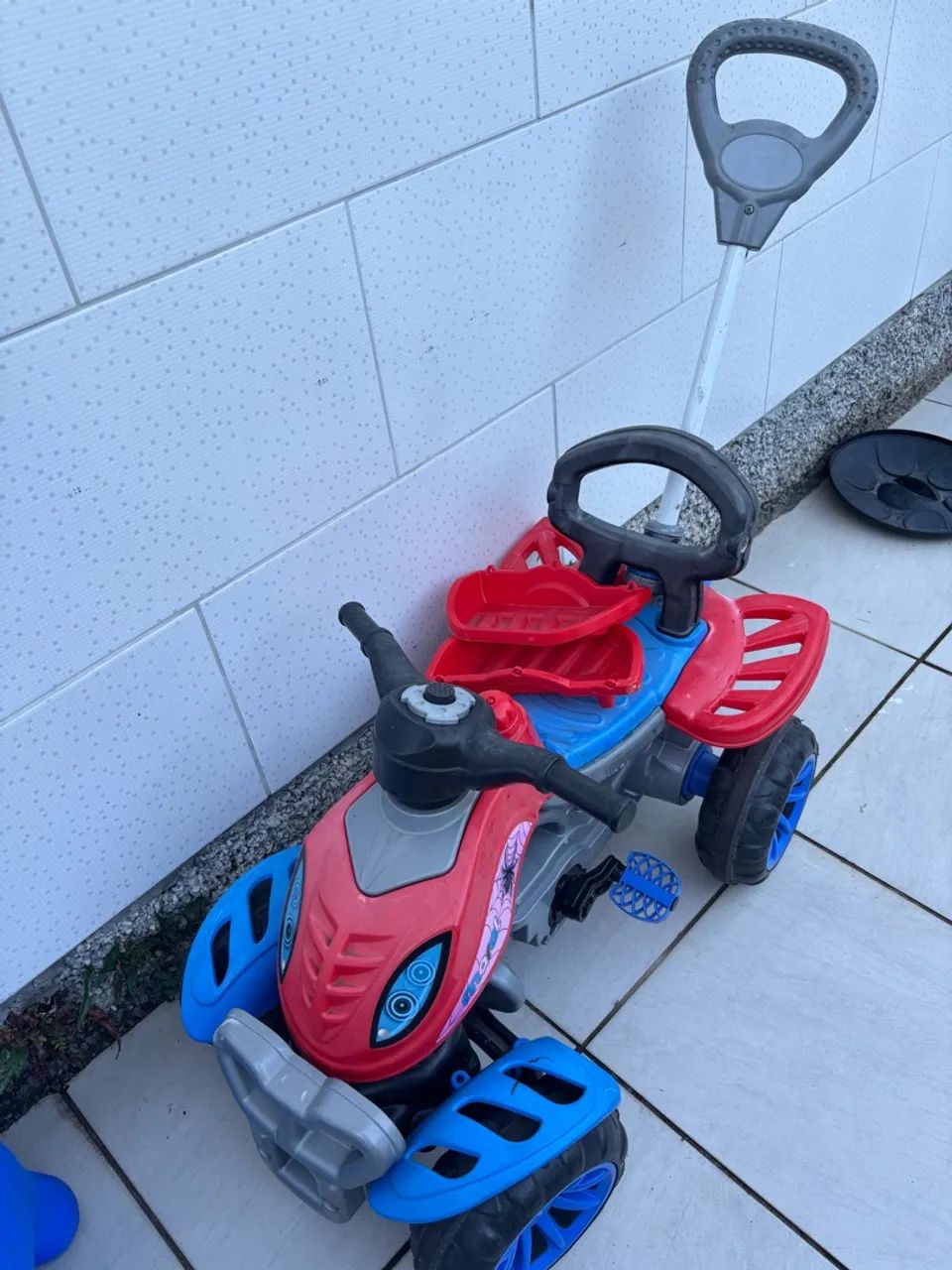 Quadriciclo infantil 
