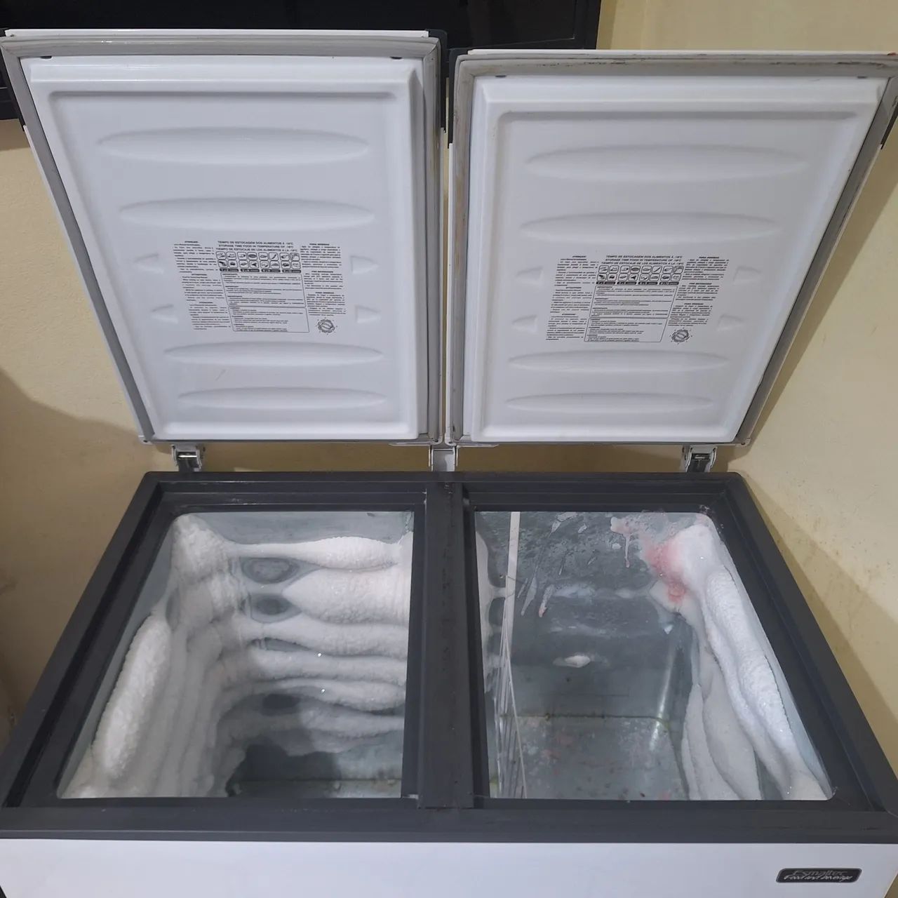 Freezer 2 Portas 303 litros branco - Foto 4