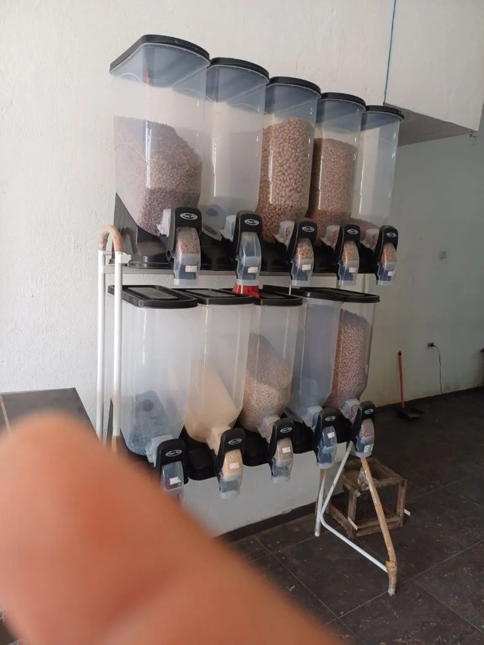 Dispenser expositor de ração - Foto 2