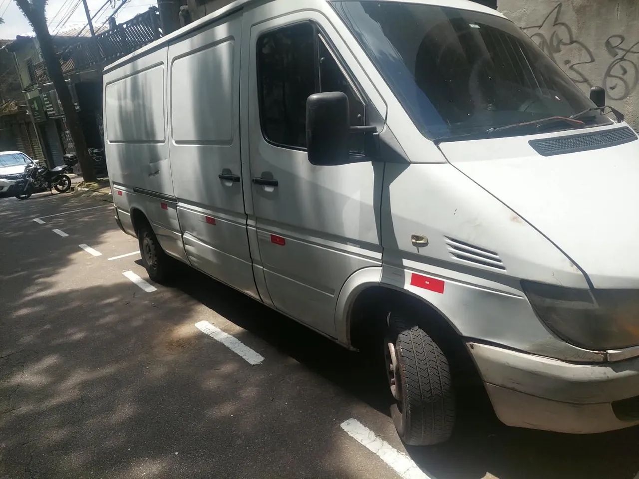 Mercedes-Benz Sprinter Sprinter 311 Furgão Longo 2.2  Dies 2004