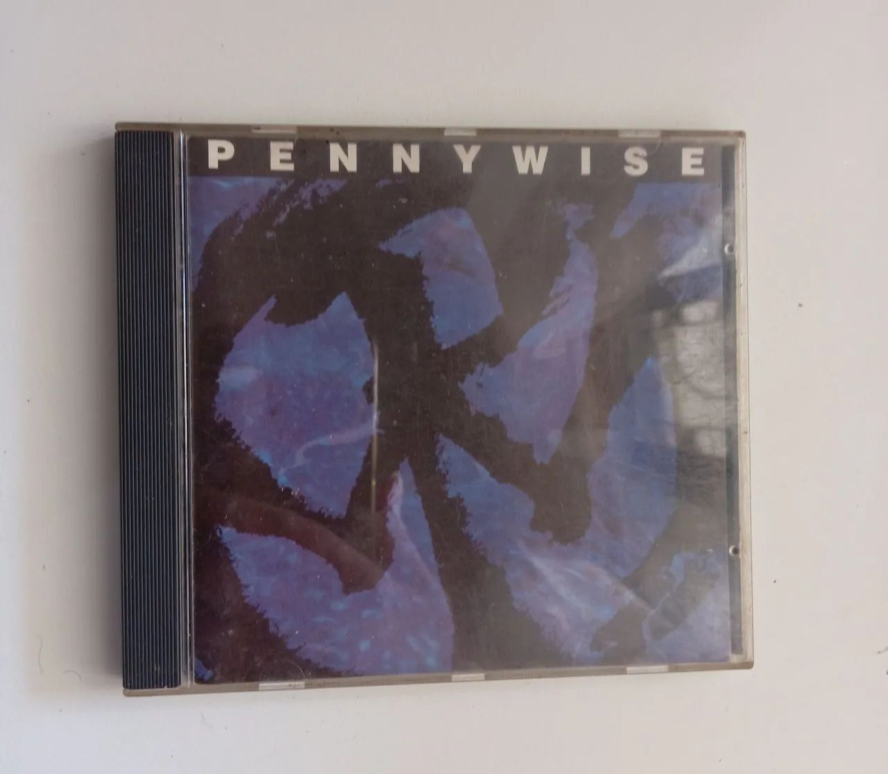 CD Pennywise First album (Primeiro álbum)
