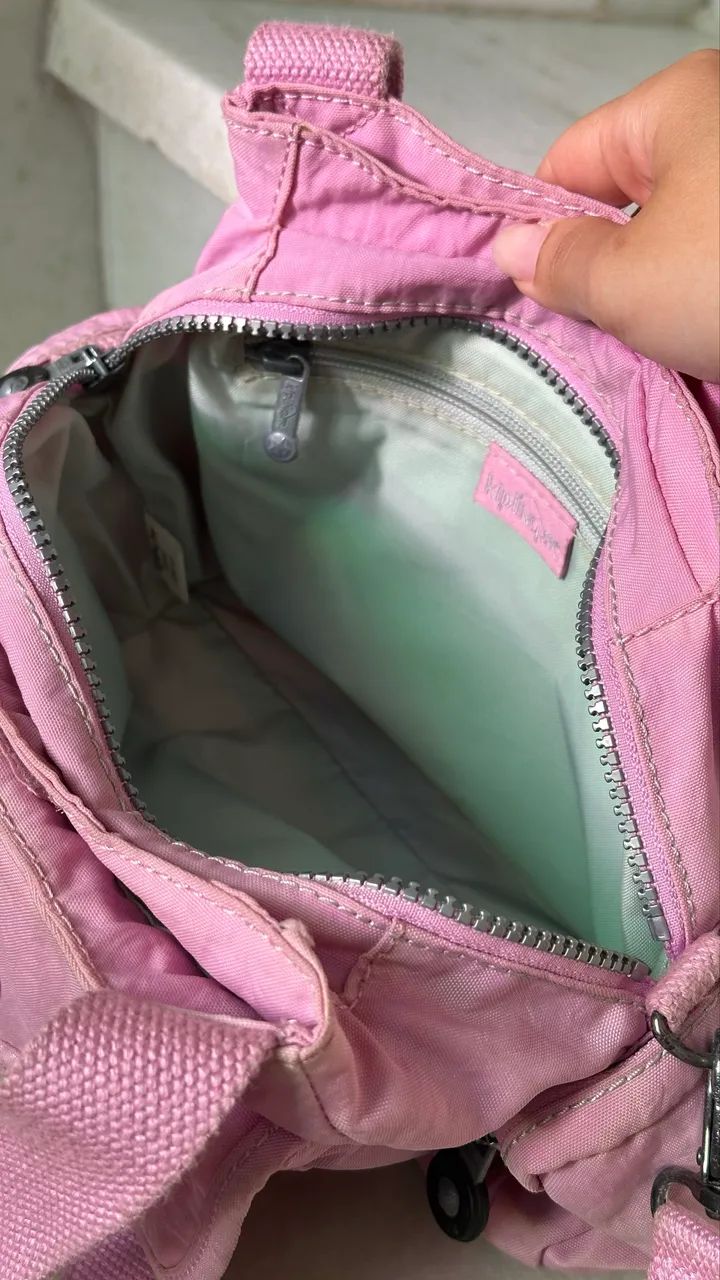 Kipling Bolsa Rosa Original com Macaquinho - Foto 4