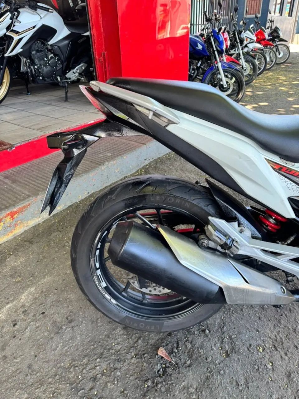 CB TWISTER 250F 2019/2019 - Foto 4