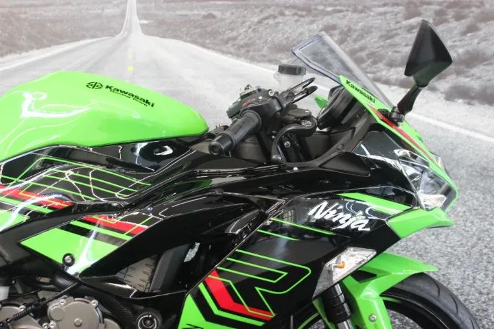 Kawasaki Zx-6r 636cc 2023 - 1472761041 | OLX