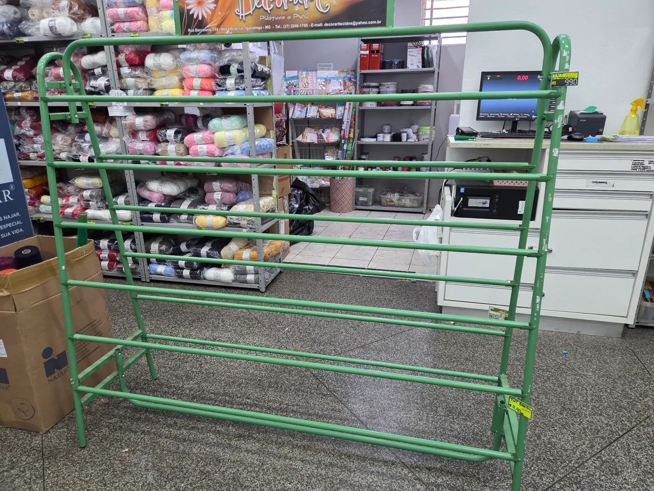 Expositor de chão para tecidos/plásticos - Foto 3