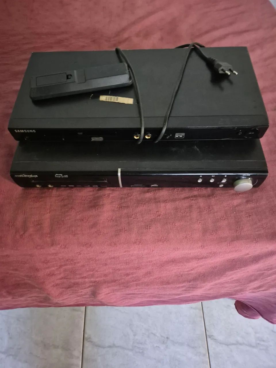 Vendo 2 DVD valor RS 50 cada  - Foto 2