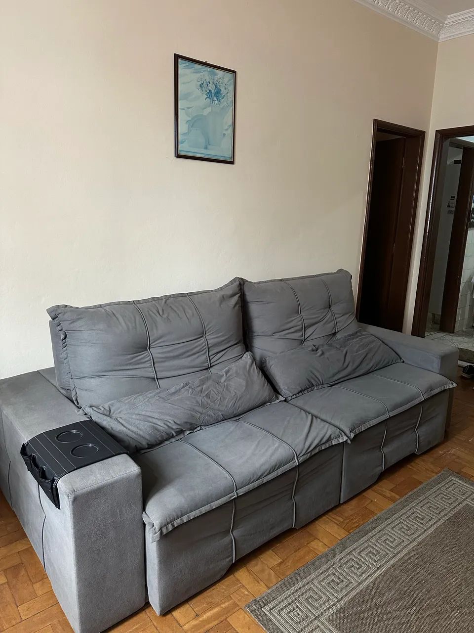 SOFÁ RETRÁTIL E RECLINÁVEL CINZA 2,55M - Foto 2
