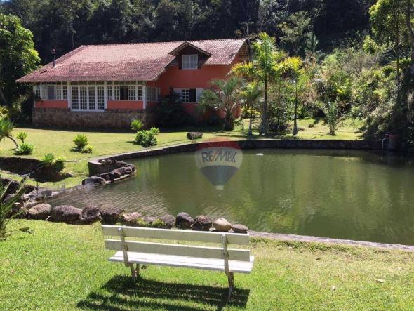Sítio com 4 dormitórios à venda, 120000 m² por R$ 1.700.000 - Córrego das Pedras - Teresóp