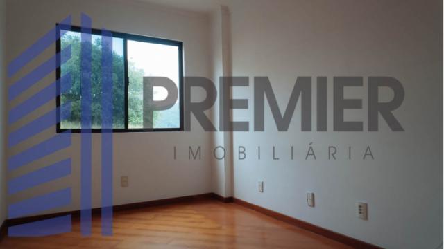 Apartamento de 3 dormitórios, sendo 1 suite, ótima localização excelente custo beneficio a - Foto 8