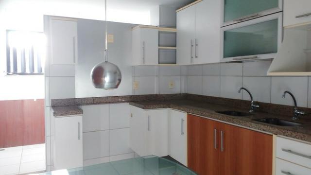 Ed Lucca apartamento amplo e ventilado com localização privilegiada - Foto 5