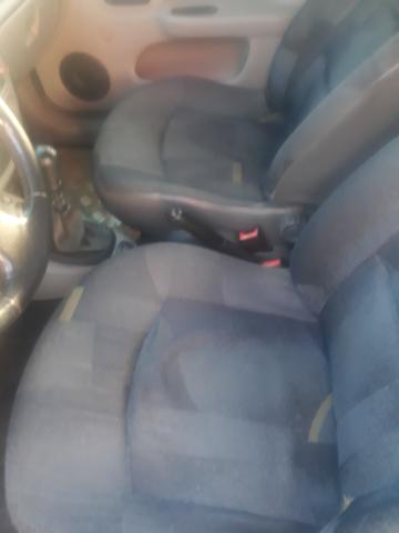 Vendo reno 1.0 16v tudo funcionando perfeitamente - Foto 4