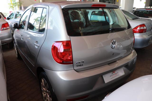 VOLKSWAGEN FOX 2011/2012 1.0 MI 8V FLEX 4P MANUAL - Foto 3