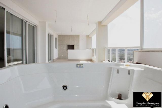 Forest hill, luxuosa mansão vertical.