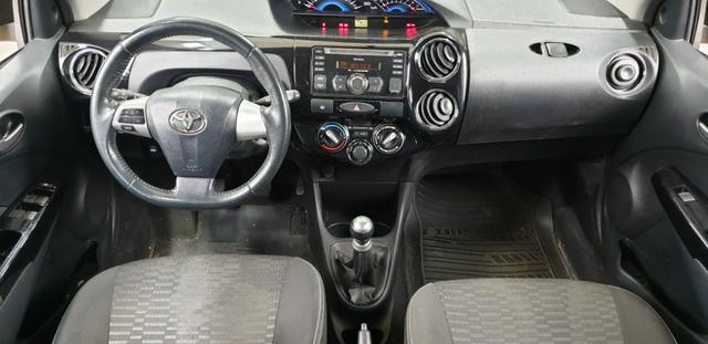 Toyota Etios HB Cross 1.5 Flex 2014/14 - Foto 16