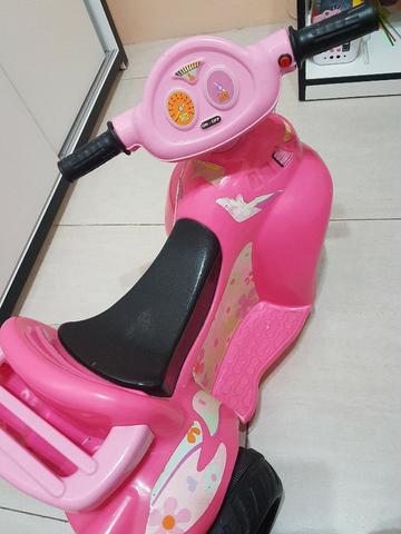 Motoca Elétrica Infantil Rosa - Foto 4