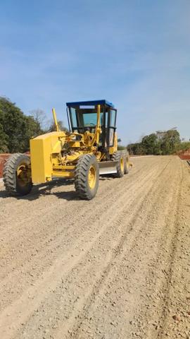 Motoniveladora Caterpillar 120H - Foto 2