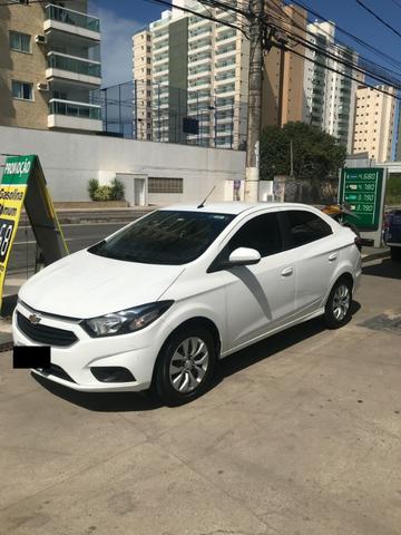 Prisma LT 1.4 semi novo