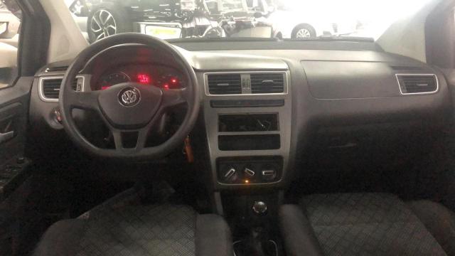 VOLKSWAGEN FOX 2016/2016 1.0 MPI TRENDLINE 12V FLEX 4P MANUAL - Foto 3