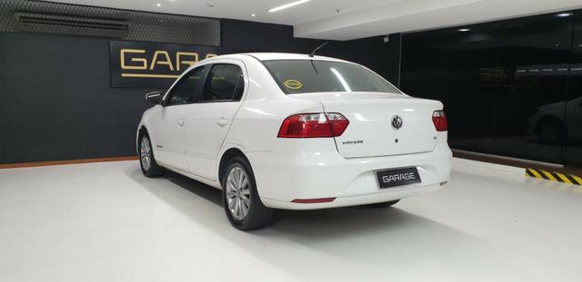 Vw-Volkswagen Novo Voyage GNV 1.6 Flex 2014/14 - Foto 7