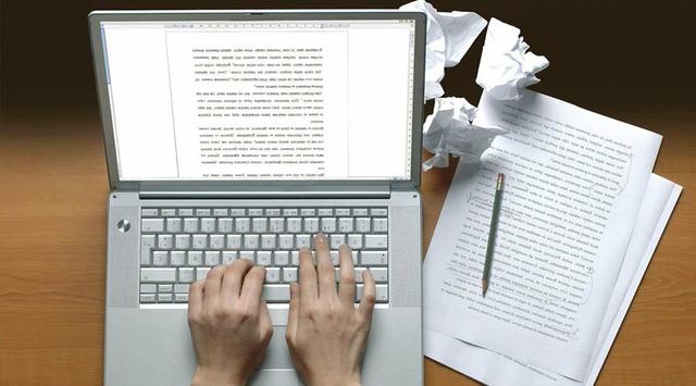 Contrata-se copywriter
