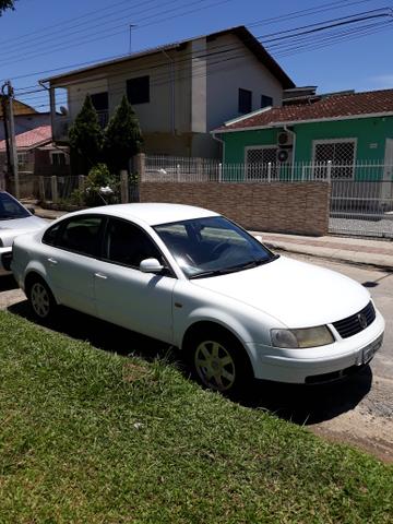Vendo Passat alemao faço no cartão em até 10 vezes - Foto 2